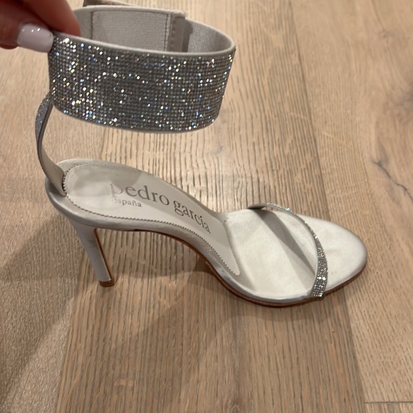 Pedro Garcia Swarovski crystal embellished sandals - Picture 5 of 6